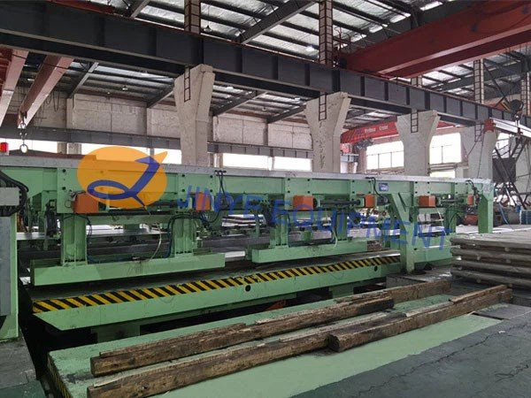 Servo Fly Shear Cut To Length Line